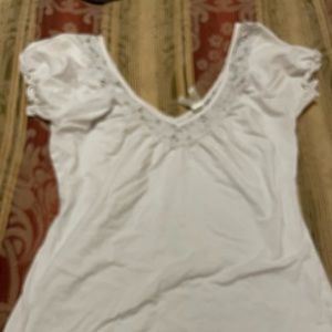 Off the shoulders shirt